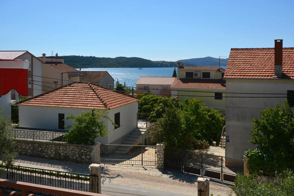 Apartments Maslina Traù Esterno foto